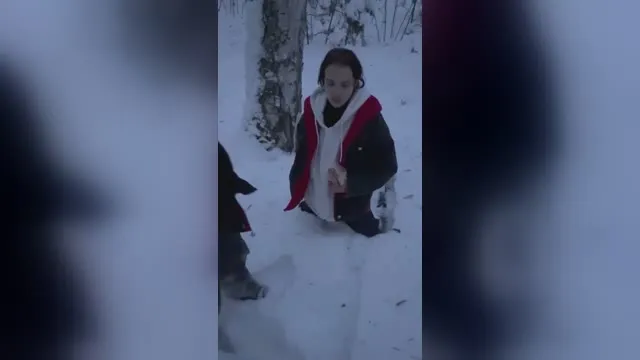 Russian pawnbroker forced to suck dick in cold weather